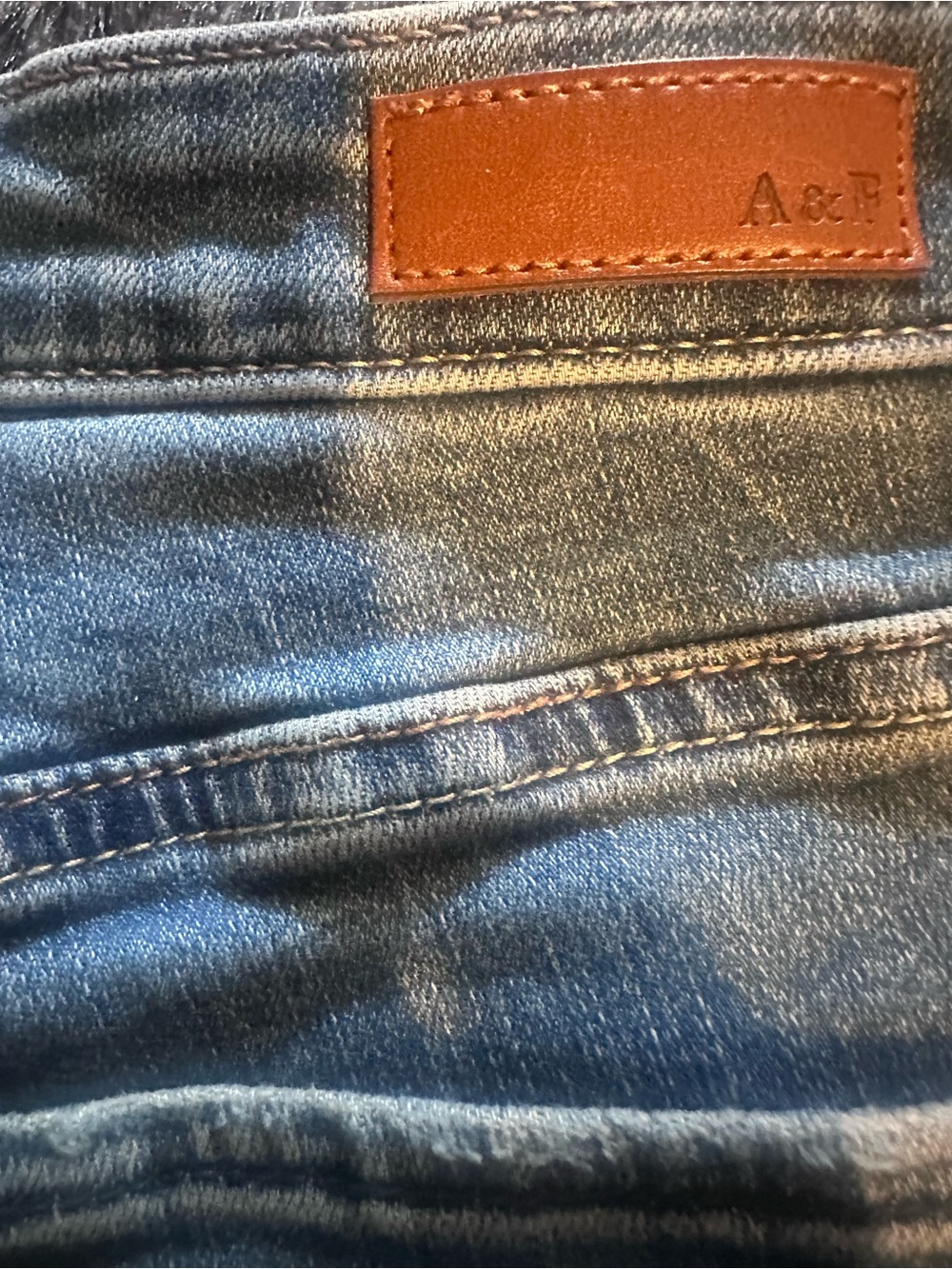 Abercrombie & Fitch Distressed Light Blue Women's Jeans - Picture 3 of 3